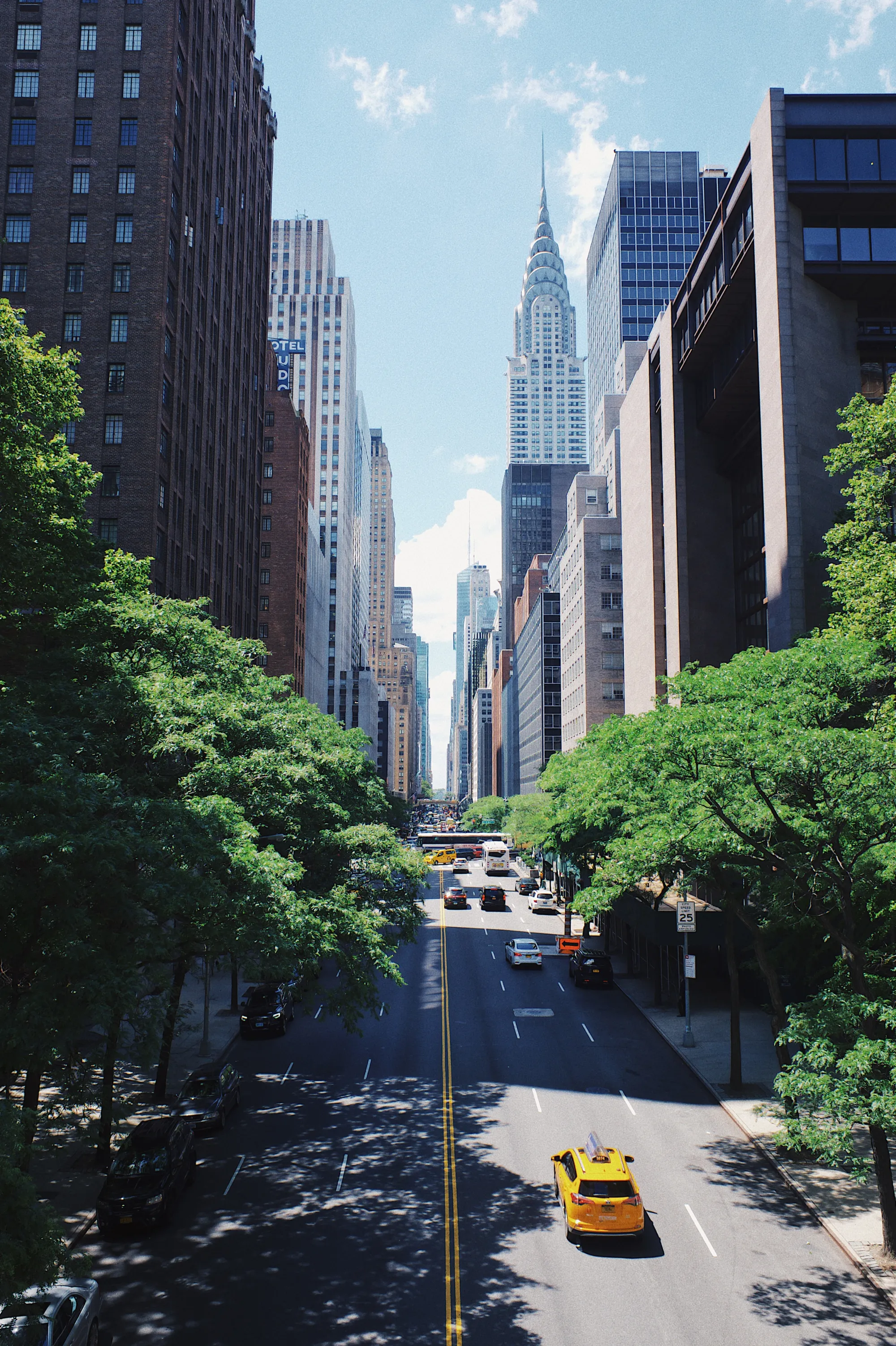 Chauffeur brand photography: a New York avenue